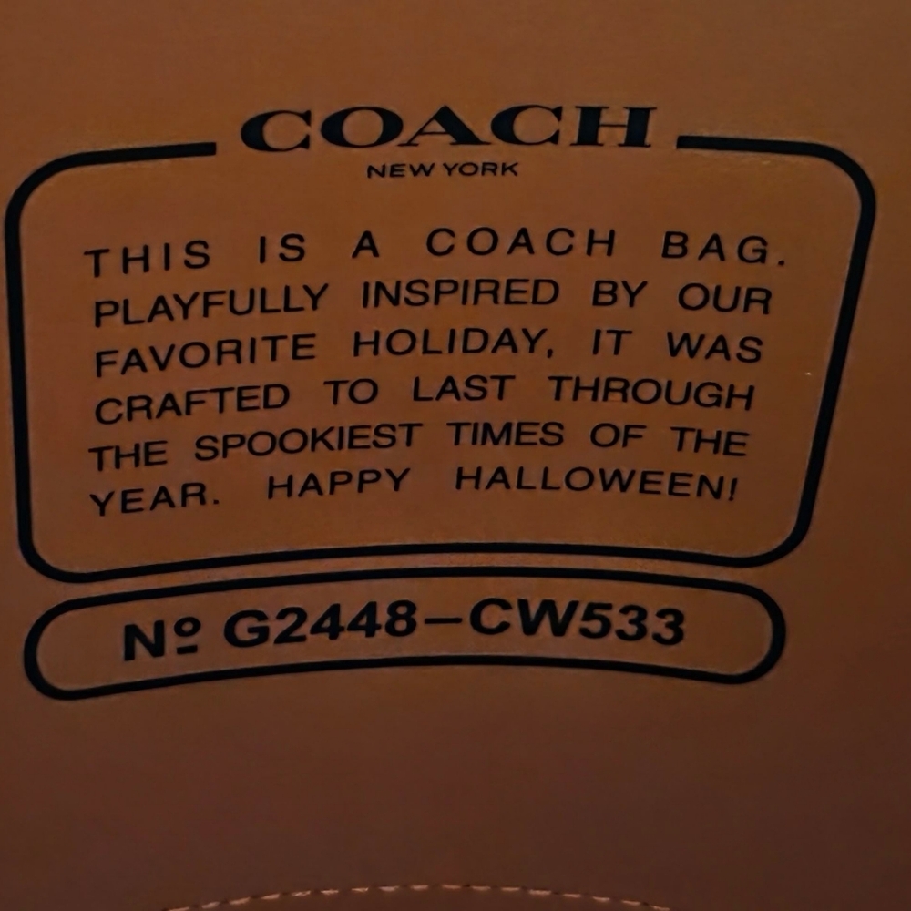 Coach Halloween Pumpkin Bucket Bag It is no longer manufactured - Picture 9 of 9